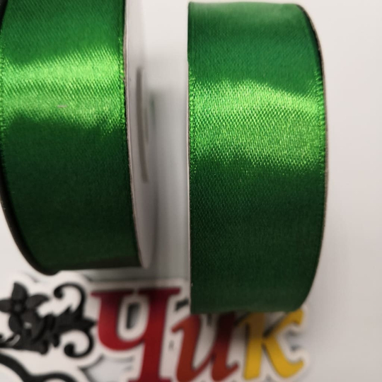 Лента атласная 2,5 см (Изумрудная) - 27 метров