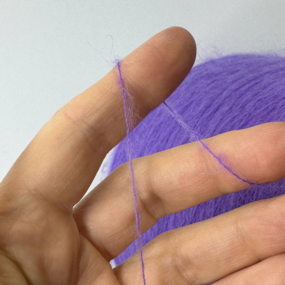 CIGNO - Ilaria Calenzano; 50% кидмохер, 30% нейлон, 20% меринос; 1000м/100гр; col. 006532, цвет:«виола»