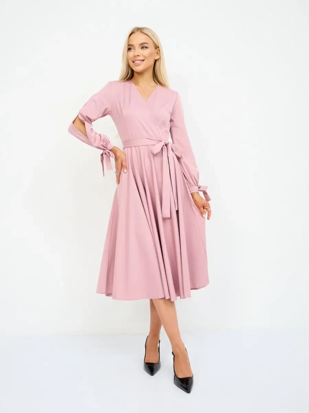 Платье с пышной юбкой