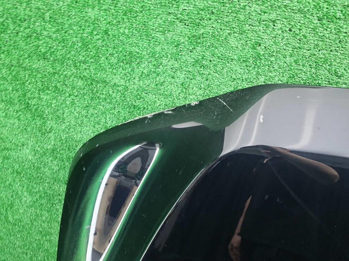 Капот Toyota Land Cruiser 300 (2021-н.в.)