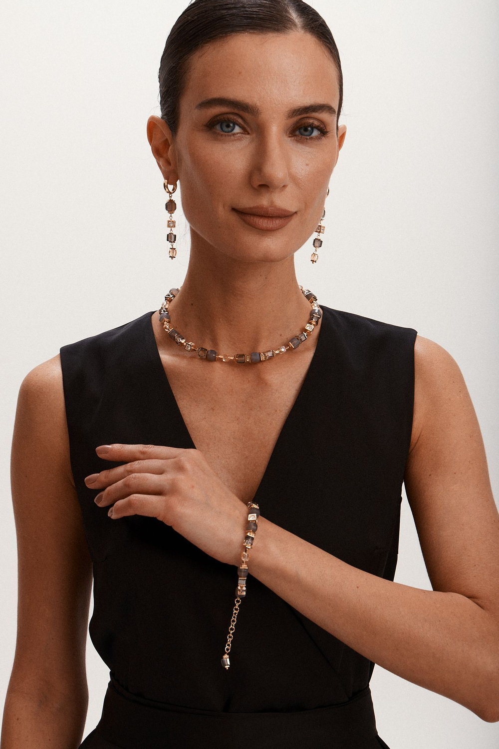 91001819 Колье Selena Pearls