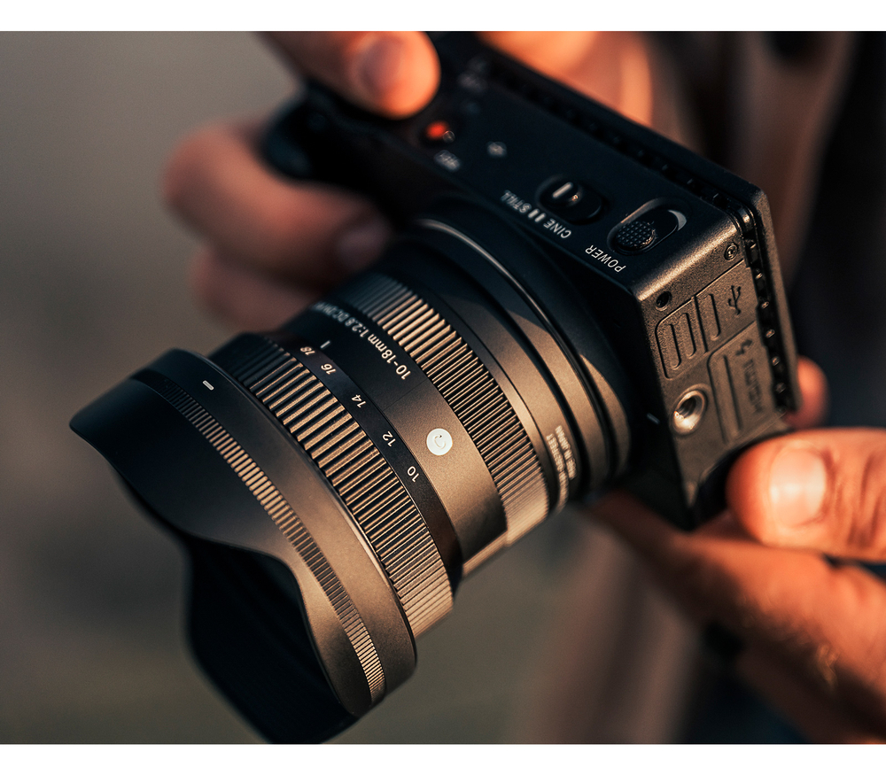 Объектив Sigma 10-18mm f/2.8 DC DN Contemporary L-mount (APS-C)