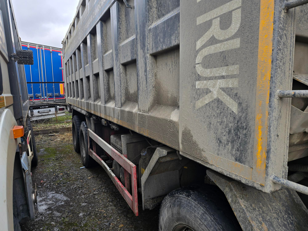 Howo ZZ* 8x4 Самосвал ZZ3407S3867E (Дизель, 9,7 л, 373 л.с, МТ)