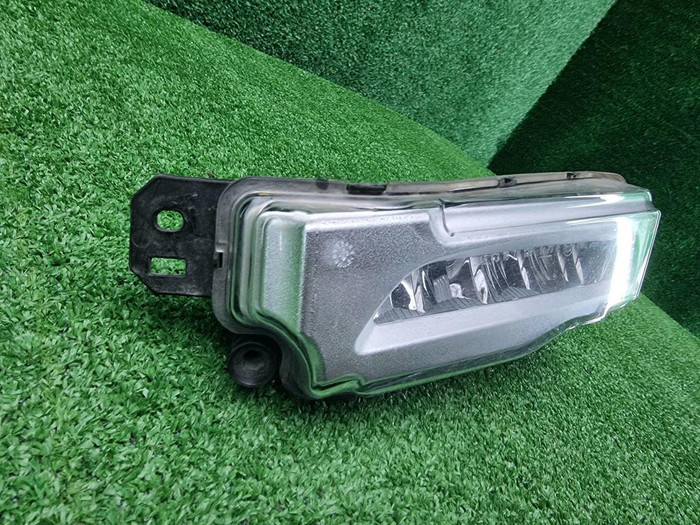 ПТФ левая BMW X5 G05, X7 G07 (2018-2023)