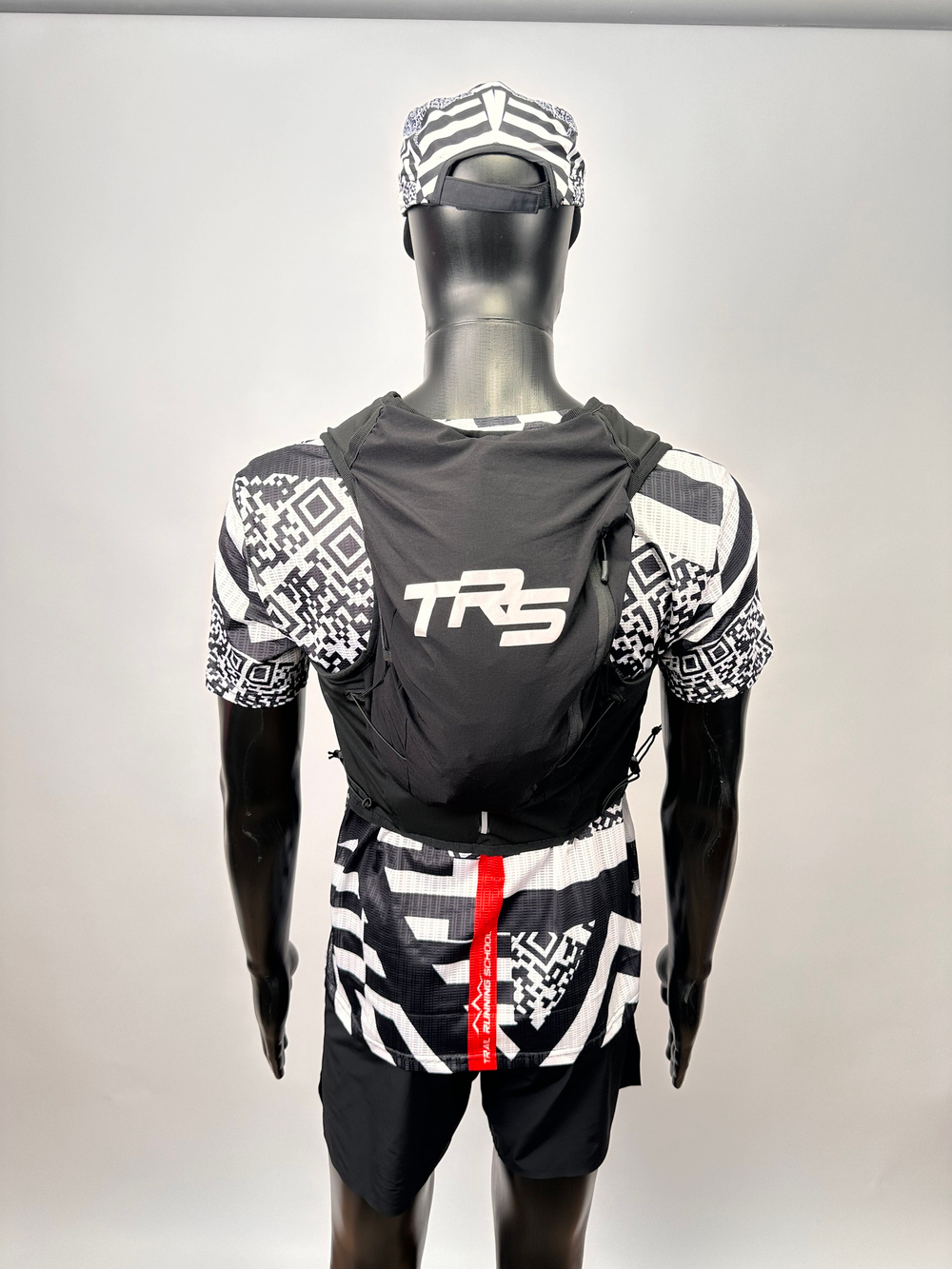 Беговой жилет TRS Max 2024