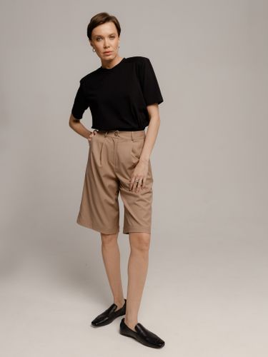 Бермуды из итальянской поливискозы бежевые