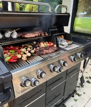 Газовый гриль Broil King Imperial 690 IR, 8 горелок, вертел, чёрный (с ИК-горелкой)