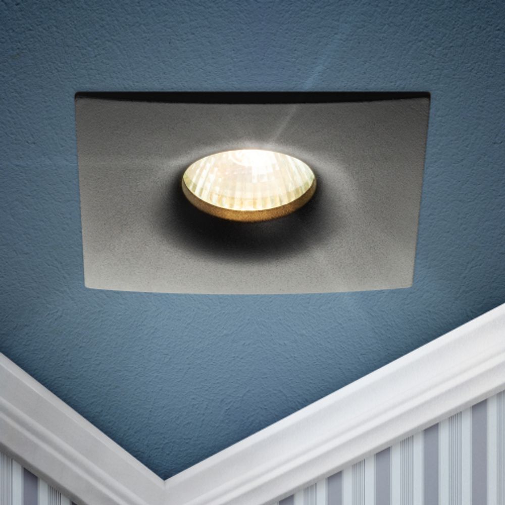 Светильник встраиваемый алюминиевый ЭРА KL104 BK под лампу MR16 GU5.3 черный | Алюминиевые встраиваемые светильники