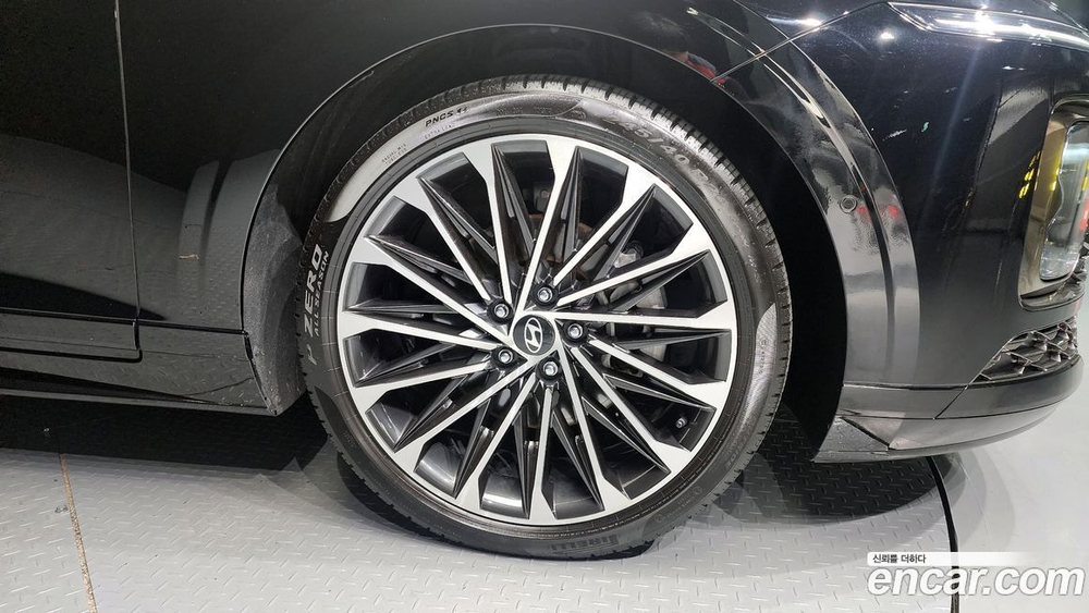 Hyundai Grandeur (Azera) (GN7) 2.5 Бензин 2WD (05.2023)