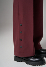 Брюки прямые с кнопками бордовые