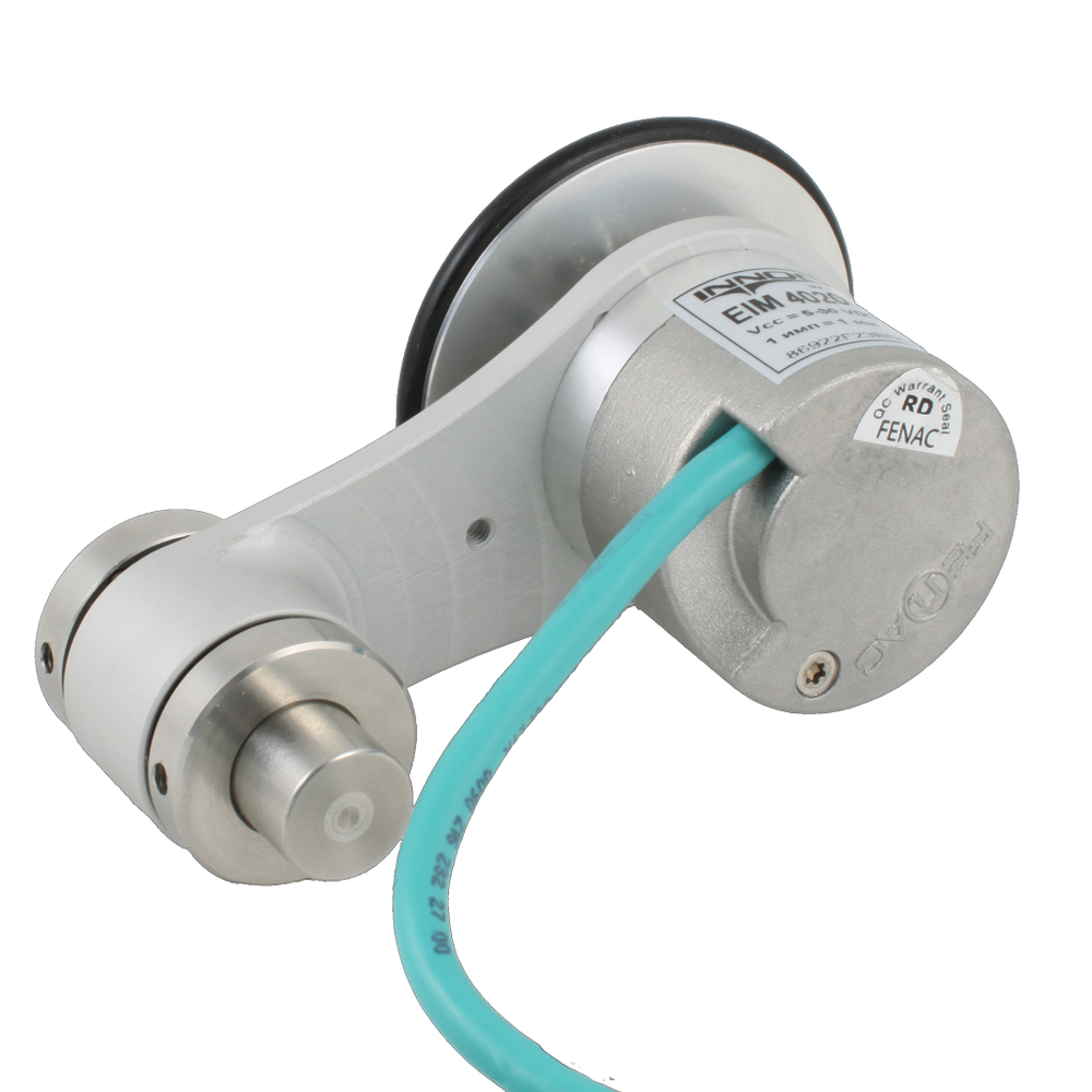 Инкрементальный энкодер INNOCONT D=40мм с мерным колесом L=200мм, контактная поверхность - резина, профиль гладкий, 1имп/1мм, 5…30VDC, выход HTL, IP64, -20…+85°C, тангенциальный кабель 2м