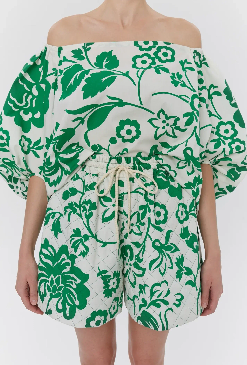 Шорты стёганые, зелёный