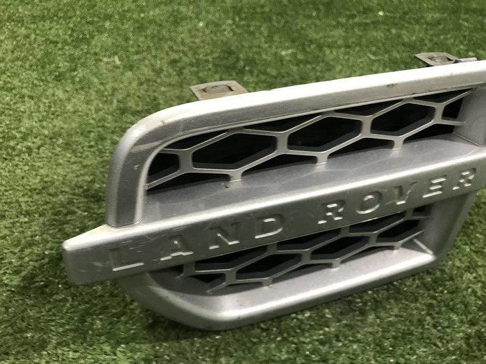 Накладка крыла передняя левая Land-Rover Discovery 4 (2009-2016)