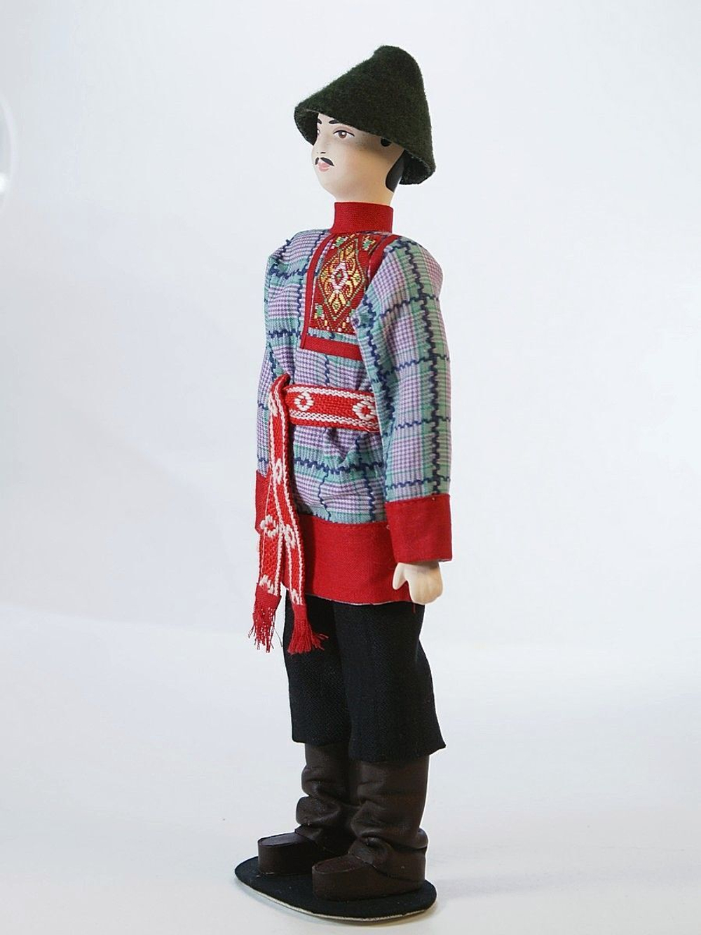 Кукла фарфоровая Удмуртка, Вятская губерния