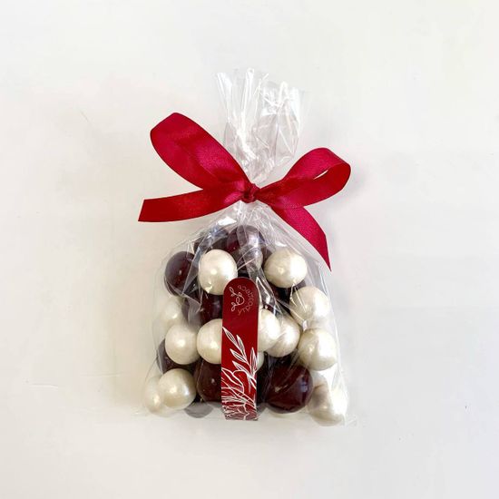 Экзотика ассорти, Вишня /фундук , лимитированная коллекция