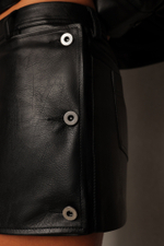 Юбка на запах из экокожи