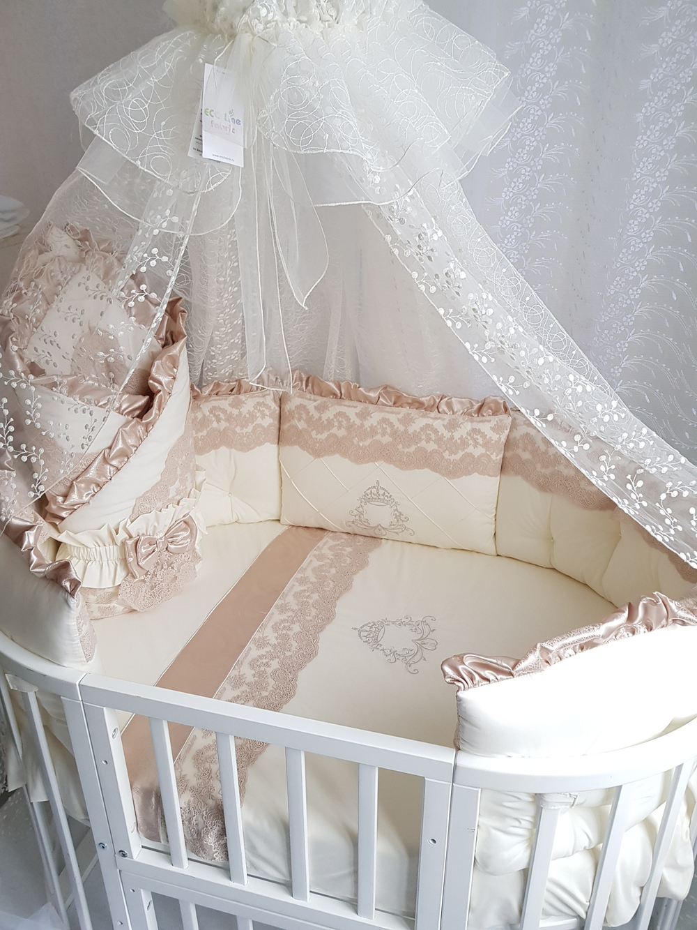 Арт.77728 Набор в круглую кроватку Margaret pups, crem