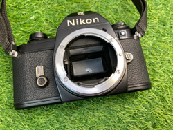 Nikon EM