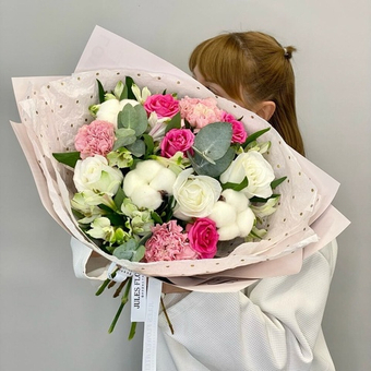 «Лола Роза» букет с розами, альстромерией и диантусами