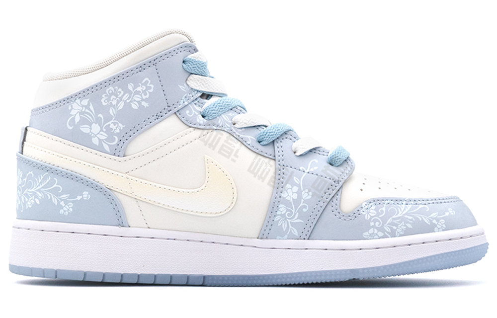 Кроссовки Jordan Air Jordan 1 Mid Se (Женская размерная сетка)