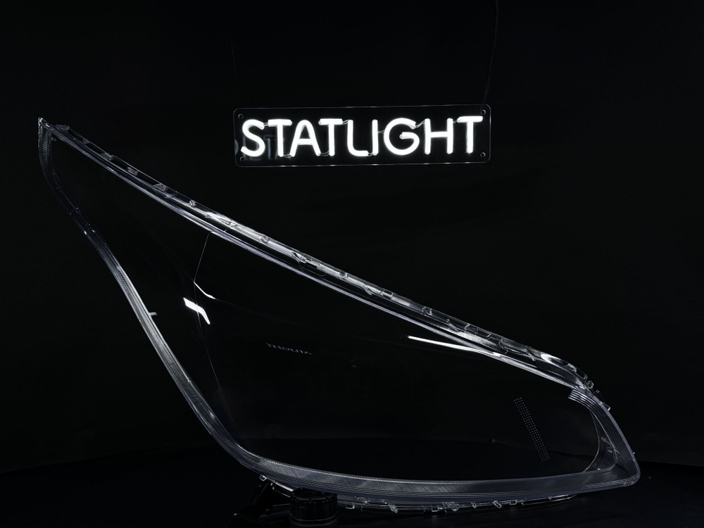 Правое стекло фары KIA RIO 4 2017-2020