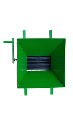 Дробилка измельчитель механический для винограда, 150-250 кг/ч, 17 л