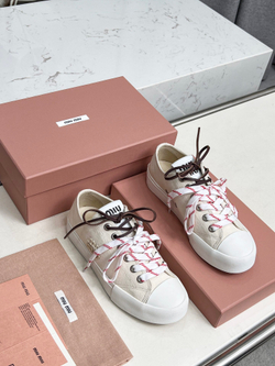 Miu Miu Sneakers