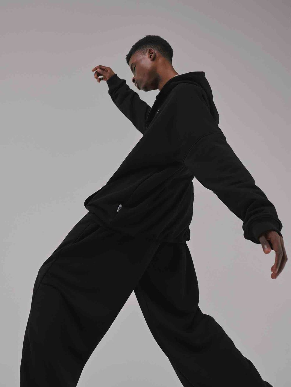 Худи One Two Zip-Up Hoodie Logo черные