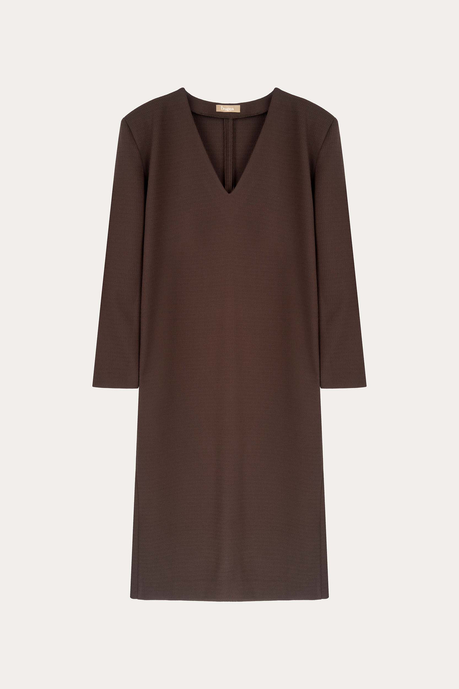 Платье с акцентными плечами