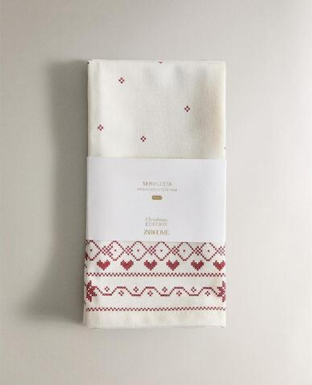 ZARA HOME КУХОННЫЕ ПОЛОТЕНЦА С КОНТРАСТНЫМ РОЖДЕСТВЕНСКИМ ПРИНТОМ (НАБОР ИЗ 2 ШТ.), БЕЛЫЙ