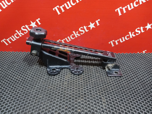 Кронштейн спойлера верхнего 2023г.