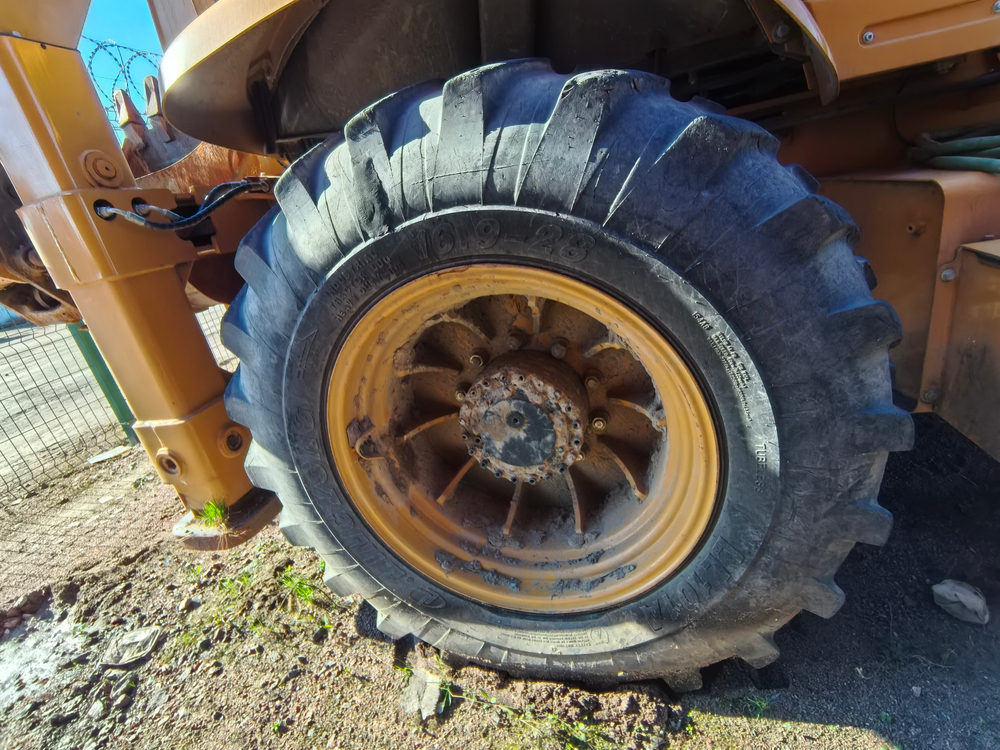 LUGONG LG* Экскаватор-погрузчик LG388H (Дизельный, 4,8 л, 102 л.с., АТ)