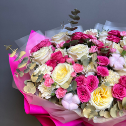 Букет "Барби" роза кустовая ,роза садовая