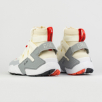 Кроссовки Nike Air Huarache Gripp L.Grey / Red Wmns.