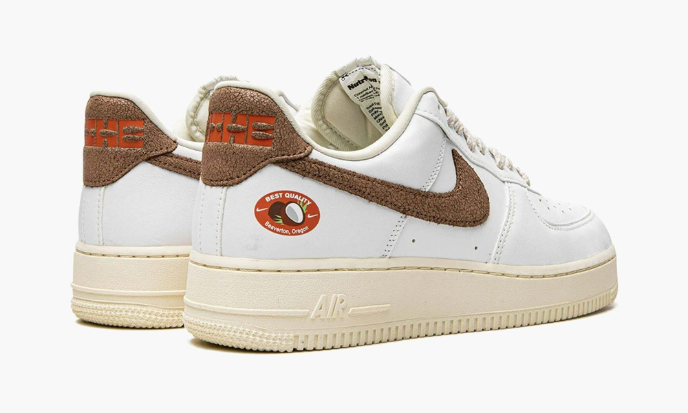 Nike Air Force 1 '07 LX WMNS "Coconut"