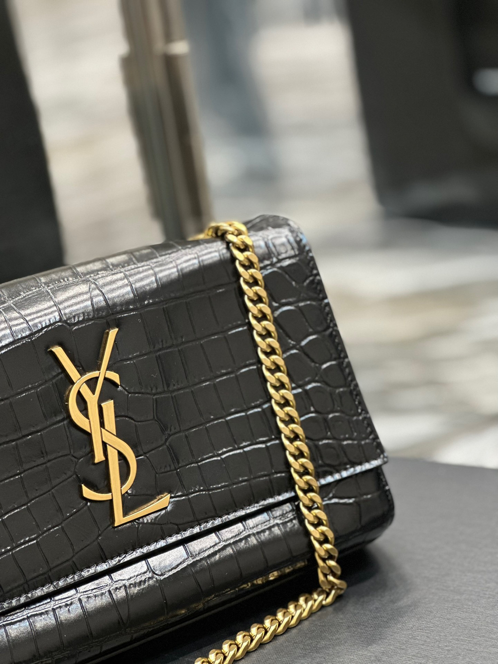 Saint Laurent Kate Small Reversible Chain Bag 22 cm