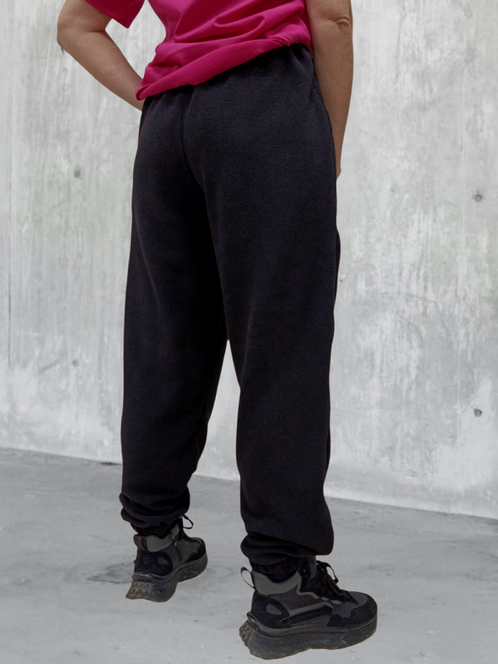 2133 Брюки-джоггеры флисовые черные (56-176)