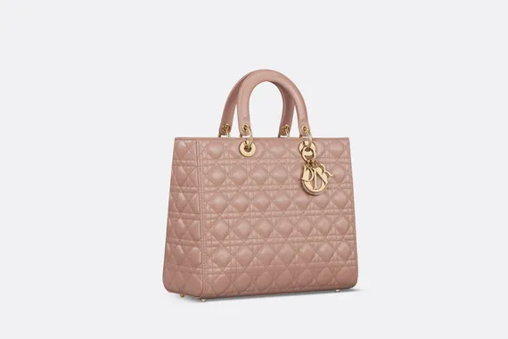 Сумка Dior Lady Dior, модель большого формата
