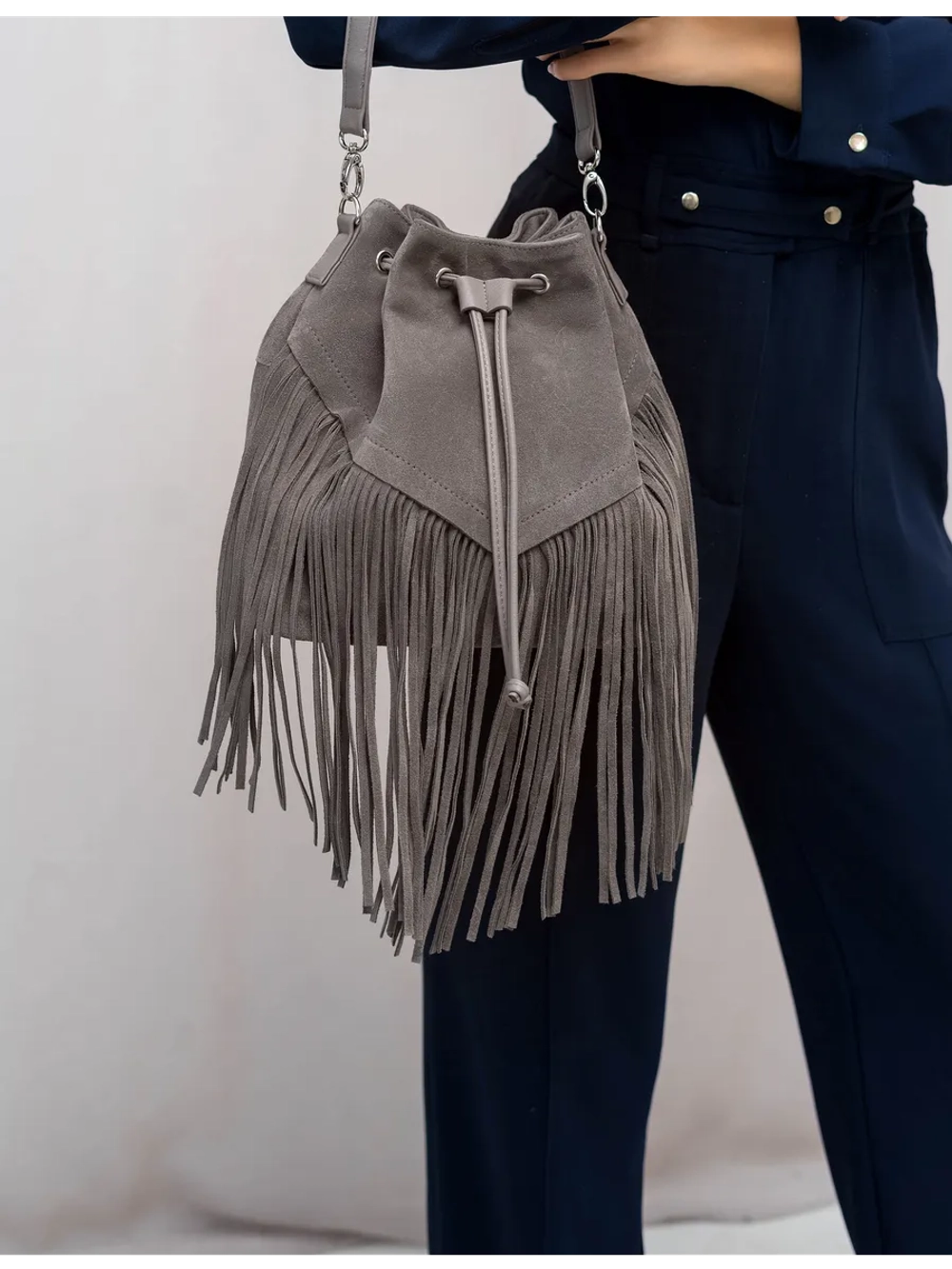 сумка через плечо тоут средняя натуральная замша