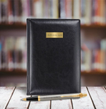 Подарочный набор: Ежедневник недатированный и Шариковая ручка Parker IM Metal, цвет: Brushed Metal GT