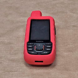 Чехол для Garmin GPSMAP 67i/66i силикон (Красный)