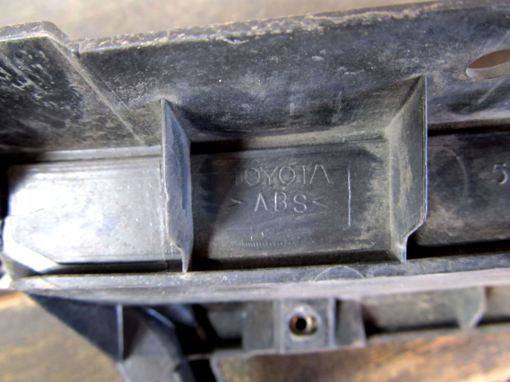 Решетка радиатора Toyota Camry (XV55) 14-17 Б/У Оригинал 5310133510