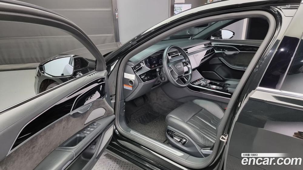 Audi A8 (D5) 55 TFSI Quattro LWB (05.2020)