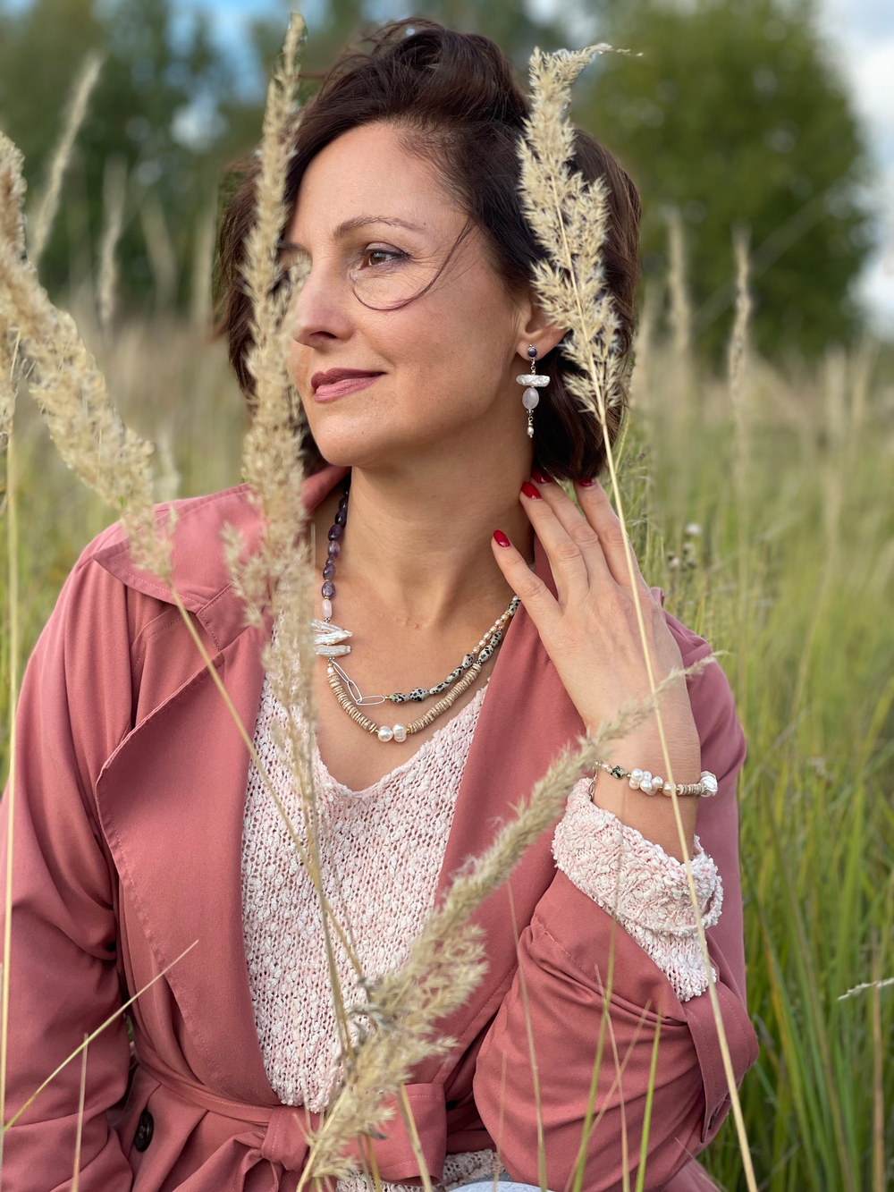 Колье Nature Bijoux, Copenhague, с жемчугом, аметистом, яшмой, розовым кварцем и морской раковиной,