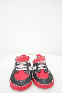 Кроссовки для первых прогулок 17 размер