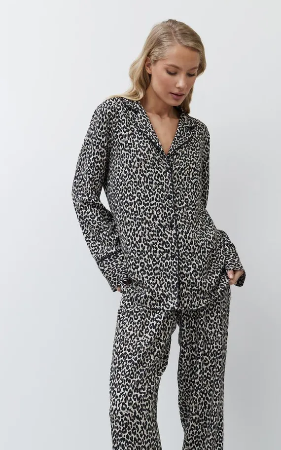 LEONA Пижама женская со штанами