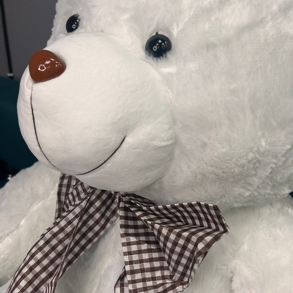 Белый Мишка