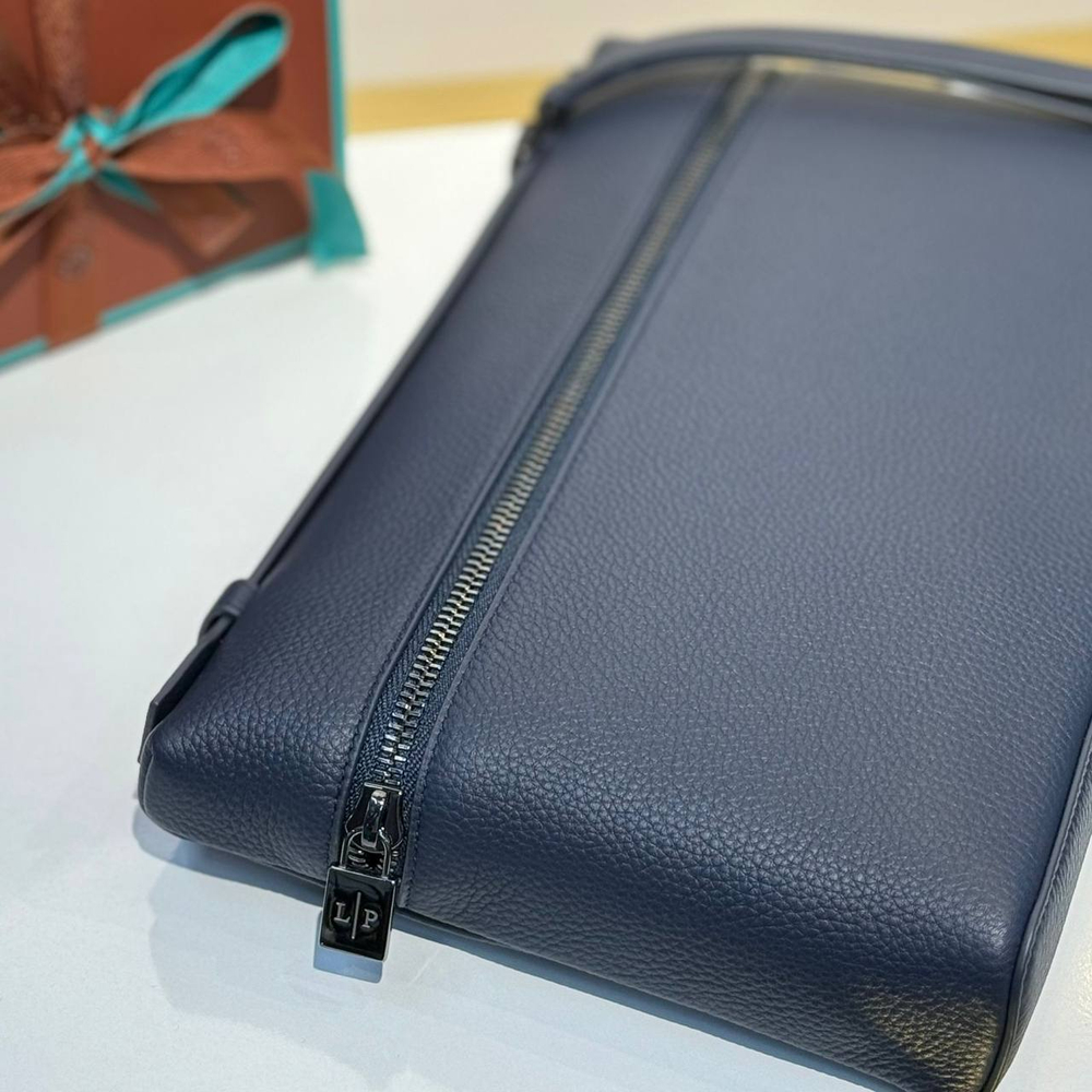 Клатч Loro Piana