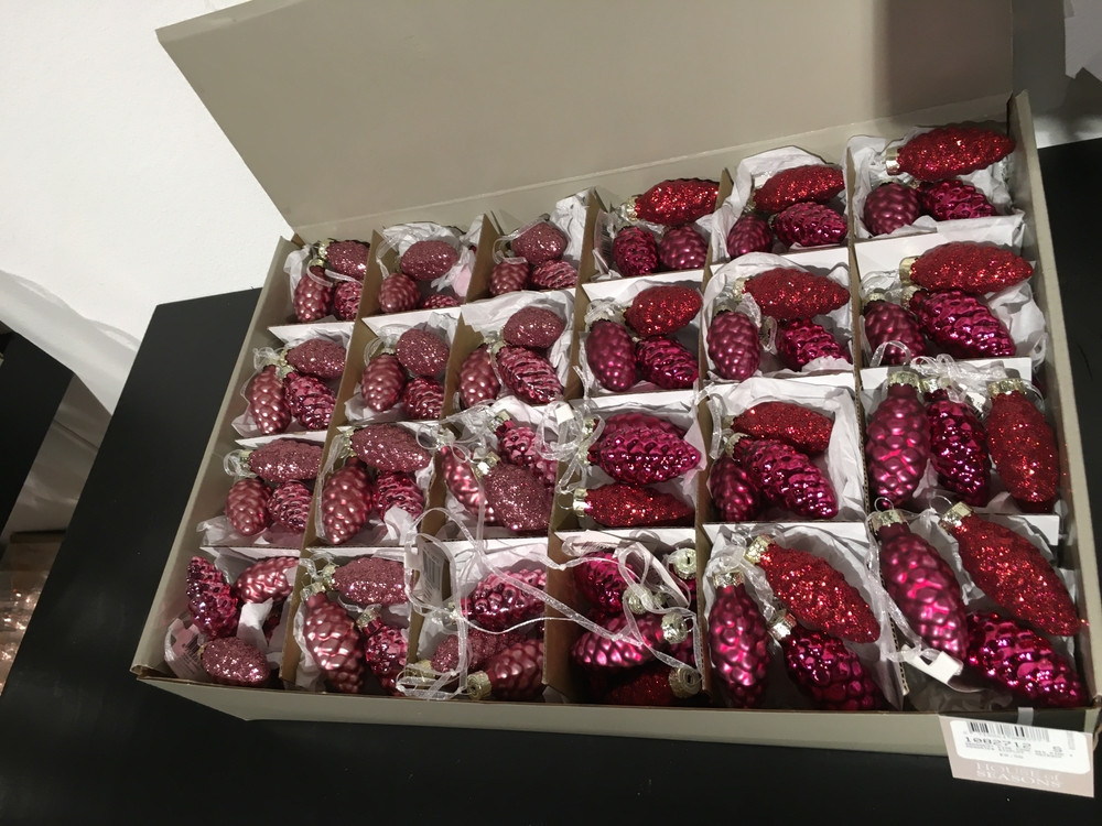 Набор елочных игрушек  48шт House of Seasons Шишки Ягодный смузи в ассортименте 2 вида