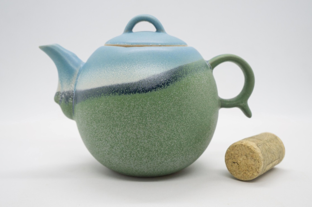 286001 Чайник Серия-Авторская "Луг и небо" керамика зеленый/голубой
